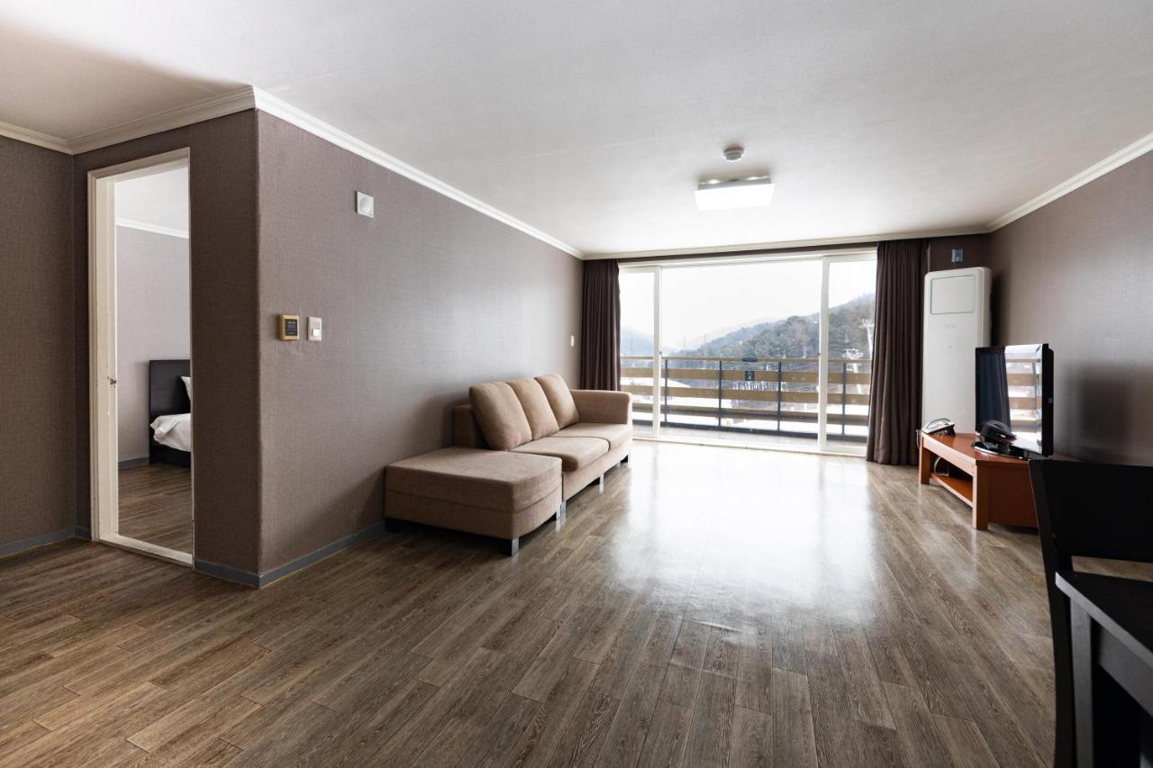 Bears Town Otel Pocheon Dış mekan fotoğraf