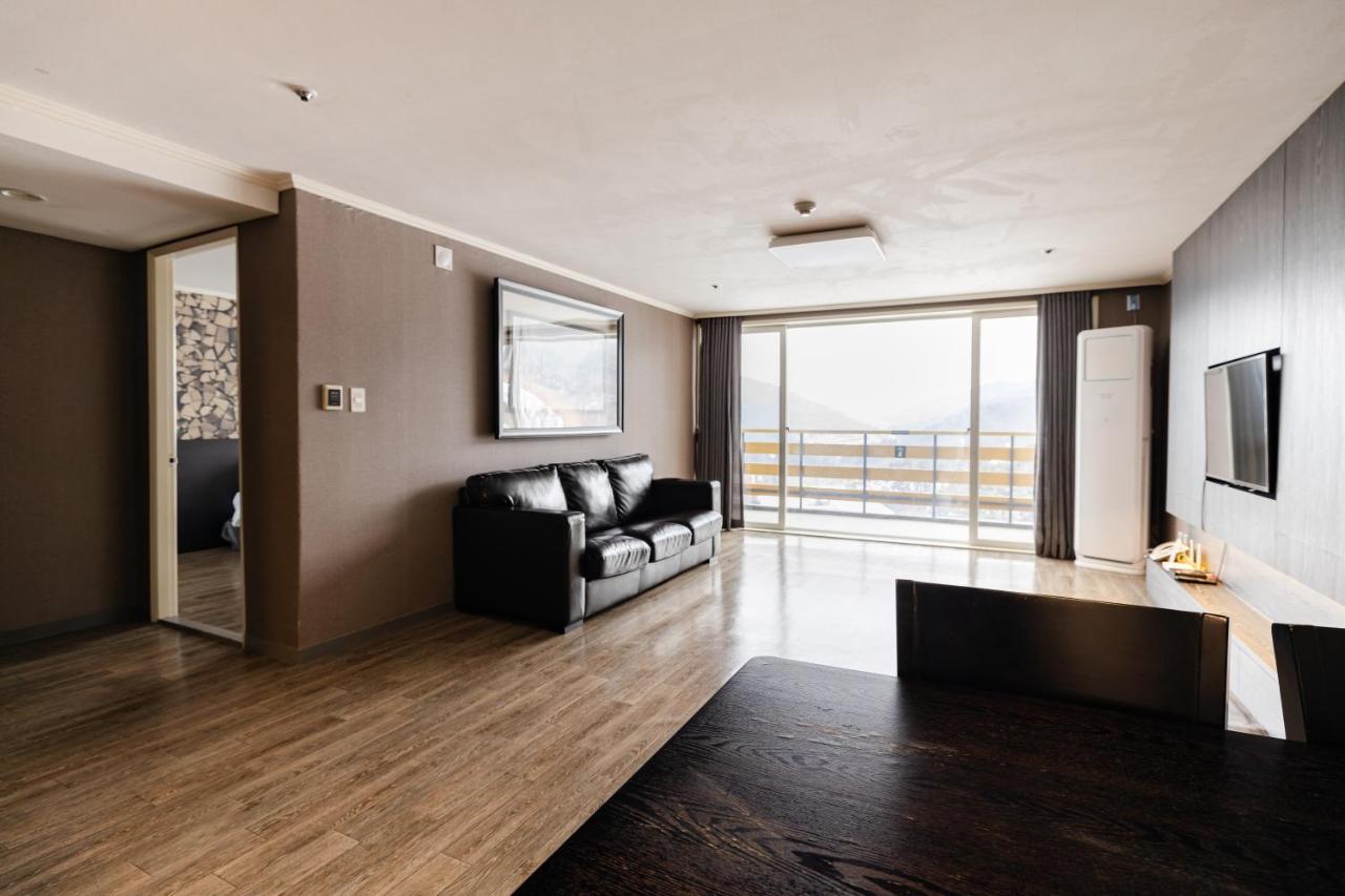 Bears Town Otel Pocheon Dış mekan fotoğraf
